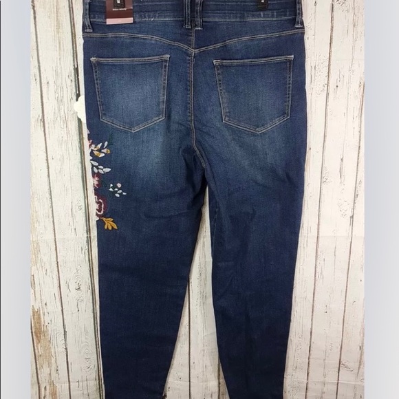 Knox Rose Flower Embroidered Women’s Mid-rise Skinny Size 14 - Picture 2 of 4